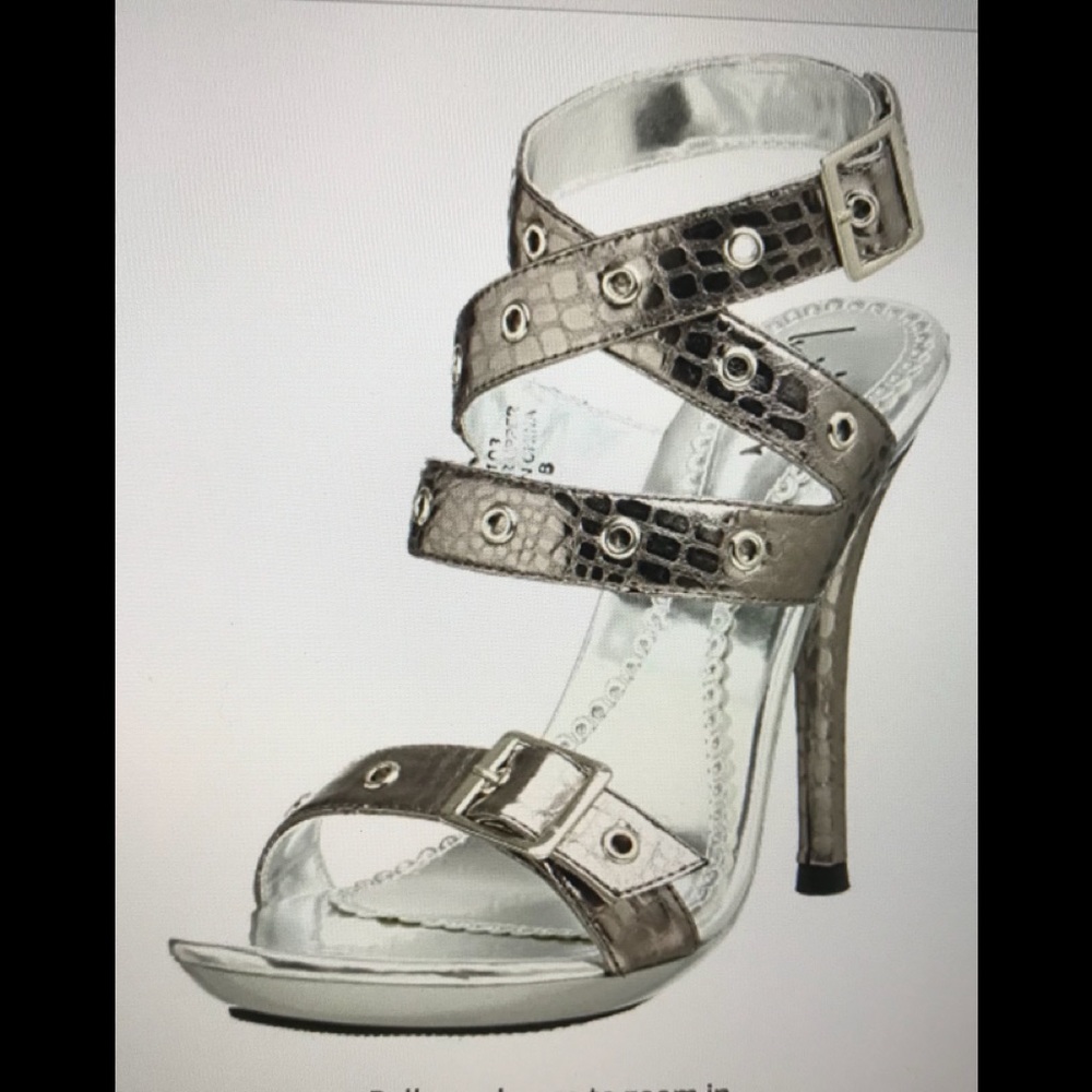 Luichiny Women’s Moxy Sandal heel shoe platform 9